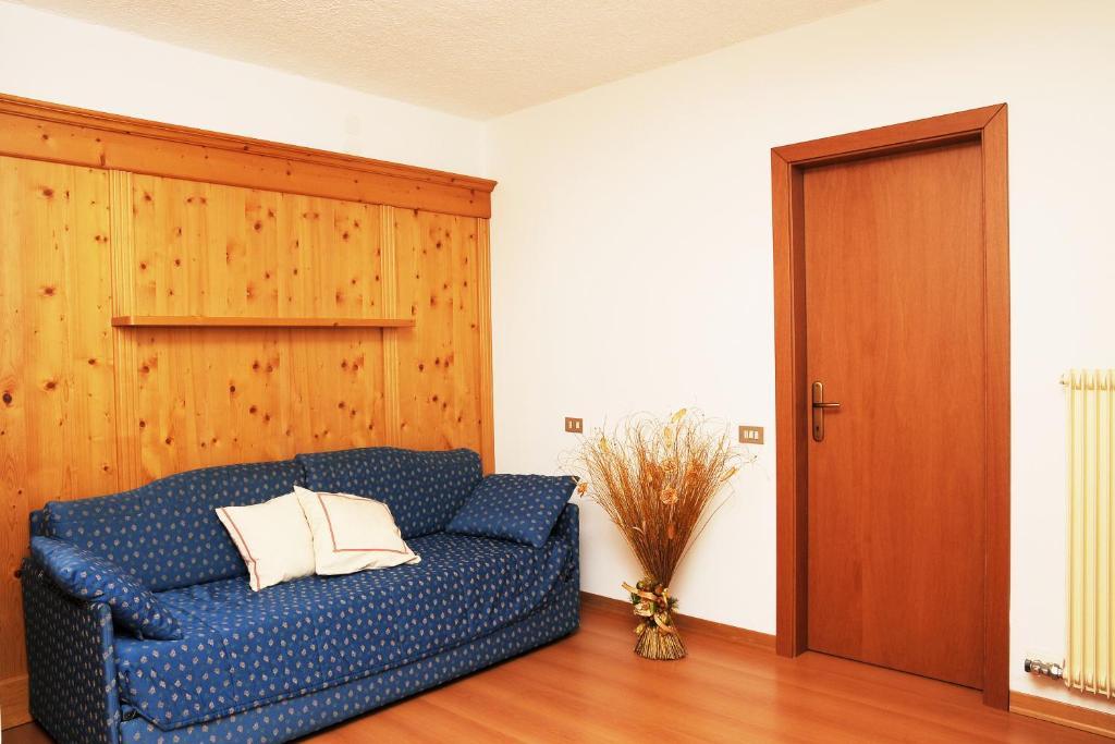 Residence Marisol Camere & Appartamenti - Mezzana Centre Pokoj fotografie